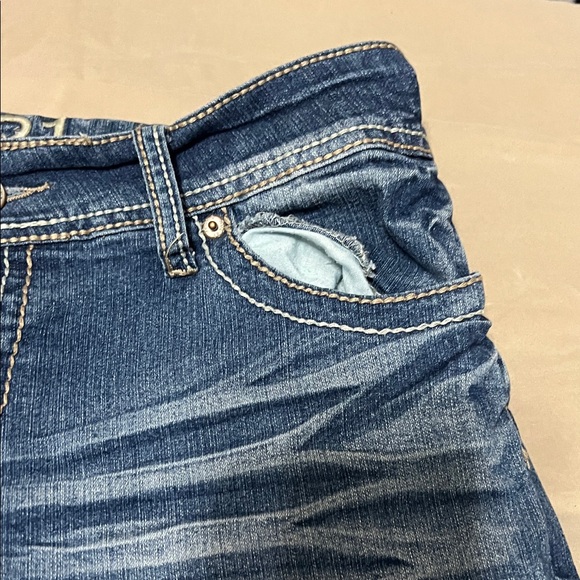 Rue21 Faded Blue Denim Shorts - Picture 5 of 8